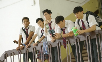 2/9 này nhất định phải ra rạp xem bom tấn hành động 