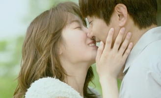 6 phim Hàn chứng minh tình yêu có thể chữa lành những căn bệnh kỳ lạ nhất