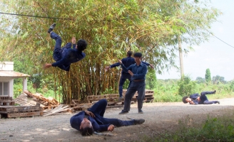 798Mười tung teaser trailer cuốn hút người xem ngay từ giây đầu tiên