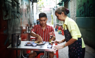 9x làm phim giới thiệu Việt Nam dọc theo tuyến đường sắt Bắc Nam