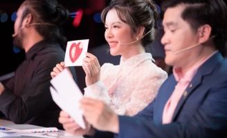 Ảo thuật siêu phàm: Lý Nhã Kỳ thích thú với 