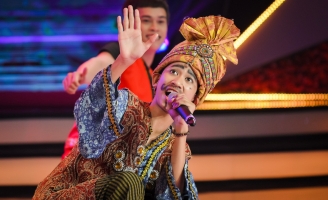 Ban giám khảo hết lời khen ngợi Tiến Dũng vì đã mang đến một tiết mục đặc sắc