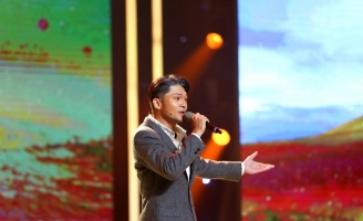 Bảo Kun đem chất điện ảnh vào âm nhạc Người Kể Chuyện Tình