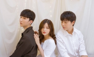 Bất ngờ với hình ảnh em gái cùng nhà Zero 9 xinh như mộng