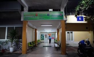 Bé 3 tuổi bị người tình của mẹ đóng đinh vào đầu ở Hà Nội đã tử vong