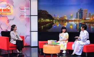 Bé gái 8 tuổi rưng rưng ước mơ được đi biển cùng cha mẹ