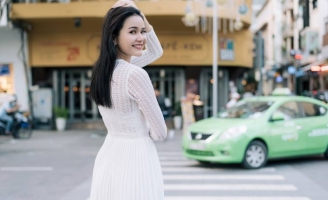 Bella: Người đẹp làm báo, tại sao lại không?