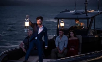 Brad Pitt xuất hiện cực phong độ đối đầu với Daniel Radcliffe trong Thành Phố Mất Tích