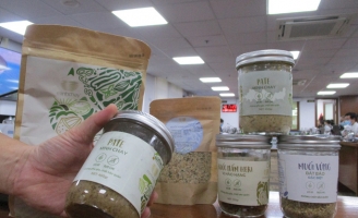 Cả ngàn hộp pate Minh Chay chưa thu hồi được tại TP HCM