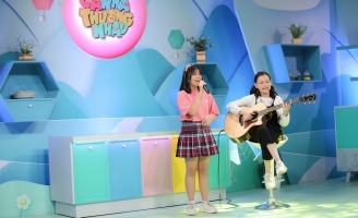 Cả Nhà Thương Nhau: “ca sĩ nhí triệu view” Bào Ngư và “cô bé đa tài” Hà Mi không chỉ gây ấn tượng 