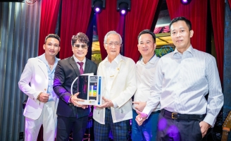 Ca sĩ Lương Gia Huy thử sức với kinh doanh