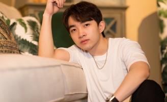 Ca sĩ Trung Quang trình làng MV 