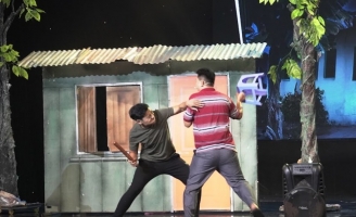 Cần mạnh tay xử phạt vấn nạn hát karaoke gây tiếng ồn