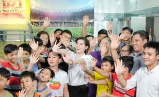 Căn phòng mơ ước: Giấc mơ sân cỏ ở mái ấm mồ côi