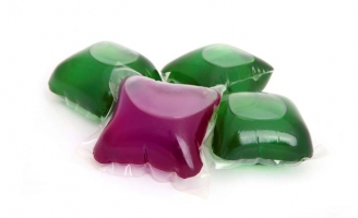 Cảnh báo viên nước giặt đồ mua xách tay có thể gây nguy hiểm trẻ nhỏ