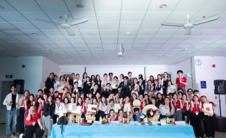 Cao Mỹ Kim khoe sắc trên ghế nóng “THE MIC - Người dẫn chương trình tài năng 2024”