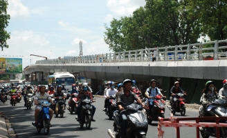Cầu vượt Nguyễn Kiệm - Hoàng Minh Giám giảm kẹt xe Gò Vấp được thông xe 