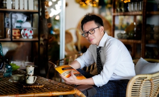 CEO Nguyễn Hà Quốc Anh nhận danh hiệu Doanh nhân xuất sắc Đất Việt 2021