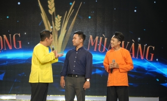 Chàng trai trẻ “rẽ lối”, làm giàu từ dứa màu Nam Mỹ 