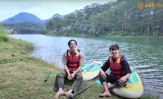 Chèo Thuyền Sup - Trải Nghiệm Mạo Hiểm và Thư Giãn Tại Hồ Tuyền Lâm, Đà Lạt