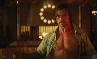 Chris Hemsworth lạ lẫm trong tạo hình tay trùm giáo phái