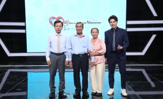 Chuẩn bị hậu sự vì ung thư, bệnh nhân bật khóc khi bác sĩ nói: 