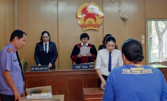 Chuyển nhầm 260.000 USD, người vật vã đi đòi, người ngồi tù vì kiên quyết... không trả