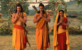 Chuyện Tình Nàng Sita: Đại hoàng tử không thèm quay về kế vị ngai vàng dù được mẹ và em trai cầu xin