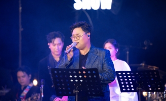 “Chuyện tình show” lan tỏa âm nhạc, tiếp tục hành trình xuyên Việt