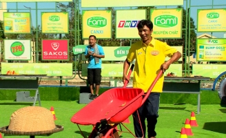 Chuyến xe nhân ái: Xót xa hoàn cảnh gà trống nuôi hai con nhỏ