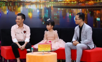 Cô bé nổi tiếng nhất mạng xã hội Bối Bối với ước mơ tính... theo ngày