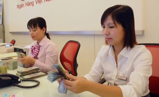 Cuộc đua thu nhập hàng chục triệu mỗi tháng của nhân viên ngân hàng