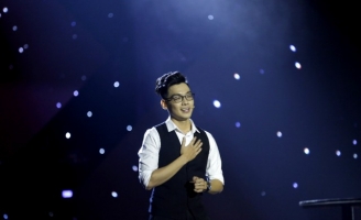 Đã có thí sinh đầu tiên nhận điểm tuyệt đối từ ban giám khảo Én Vàng 2017