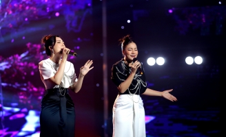 Danh ca Ngọc Ánh bật khóc, lo sợ khi mẹ quên cả tên mình