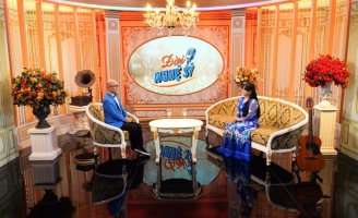 Danh ca Ngọc Ánh điểm danh những cuốn băng cassette vô giá của đời nghệ sĩ