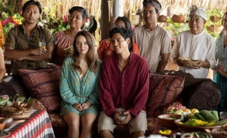 Đạo diễn Mama Mia trở lại màn ảnh với tác phẩm hài lãng mạn mới