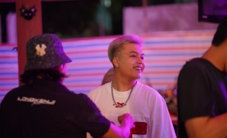 DatKaa thử sức với màu sắc âm nhạc mới trong MV “Một vài năm trước”