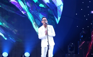 Đấu Trường Ngôi Sao: Quang Đăng Trần mang sáng tác mới “Tốt nhất” phá đảo sân khấu 