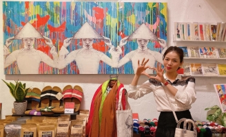 Đây là cách Lệ Quyên phản ứng khi bị fan sử dụng hình ảnh nhưng chưa xin phép