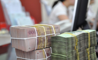 Đề xuất áp thuế lãi tiết kiệm gây tranh cãi