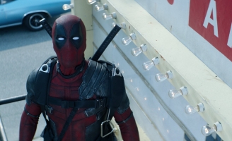 Deadpool 2 cán mốc 2 triệu USD