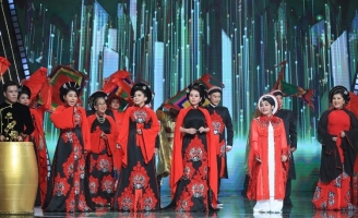 Đêm chung kết Sao Nối Ngôi bùng nổ khi Hoài Thanh diễn với 20 nghệ sĩ cải lương gạo cội 