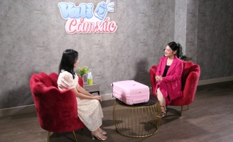 Diễn viên Thanh Lan bật khóc kể về biến cố sức khỏe trong Vali Cảm Xúc