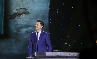 Diễn viên Văn Anh nhận mệnh lệnh của “hậu phương” - Tú Vi