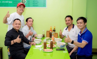 Đóng phim thành công, Quách Ngọc Tuyên và Hoàng Mèo còn kinh doanh đại thắng
