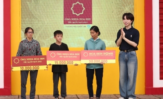 Đức Phúc đóng góp nửa tỷ đồng lan tỏa yêu thương qua hành động thiết thực