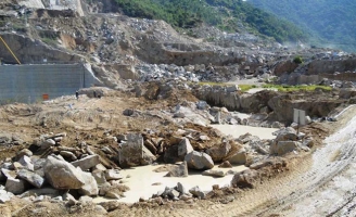 Dừng ngay hoạt động khai thác đá tại núi Bà