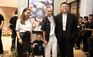 Fabo Nguyễn mang Sneaker, Bearbrick,...gần cả tỷ đồng trưng bày tại triển lãm cá nhân