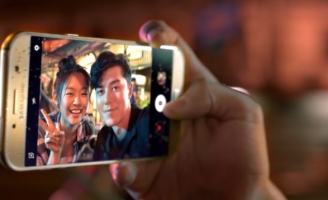 Galaxy A5 2017: Trợ thủ cho chuyến đi mùa hè