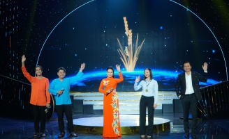 Gặp gỡ cô nông dân xuất thân từ giảng viên thành công lớn bằng mô hình rau sạch